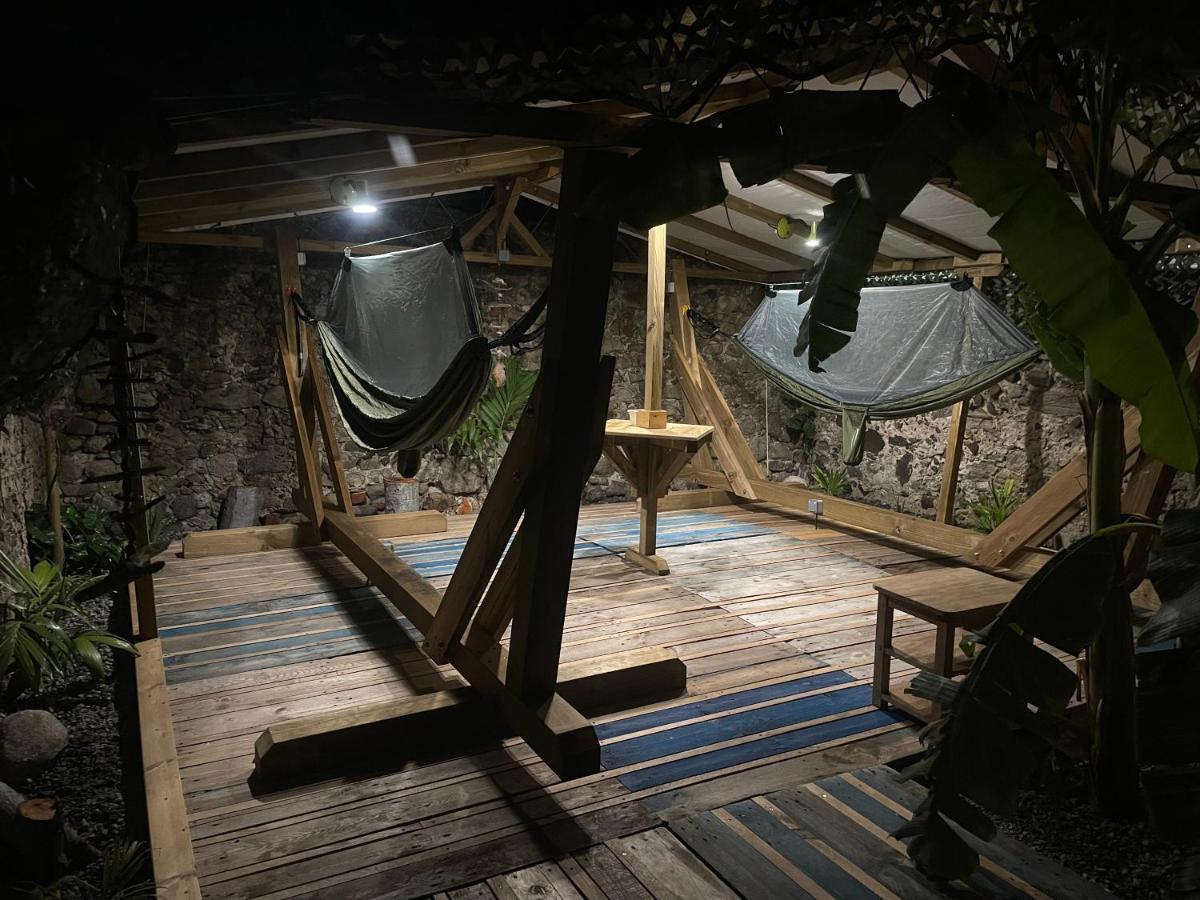 Les Hamacs Aux Saintes Hotel Тере-де-Хаут Екстериор снимка
