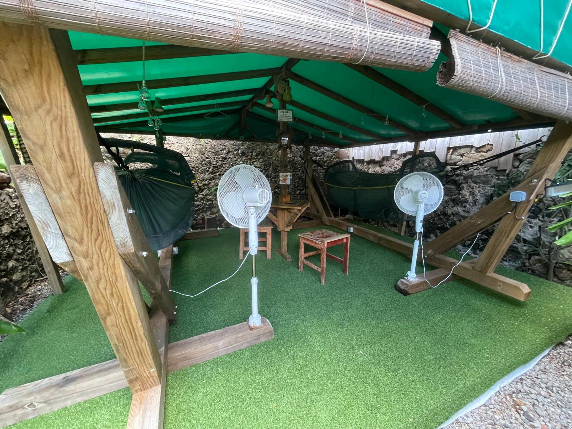 Les Hamacs Aux Saintes Hotel Тере-де-Хаут Екстериор снимка